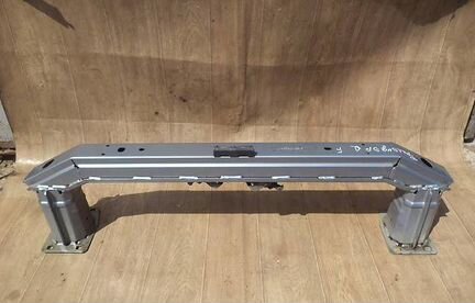 Усилитель бампера переднего Freelander II 07-14