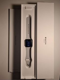 Часы Apple Watch 3