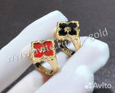 Золотое кольцо Buccellati
