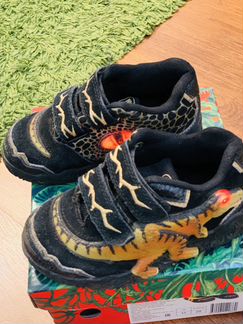 Кроссовки dinosoles 28 р